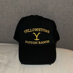 NWT Yellowstone dutton ranch Black and Gold hat